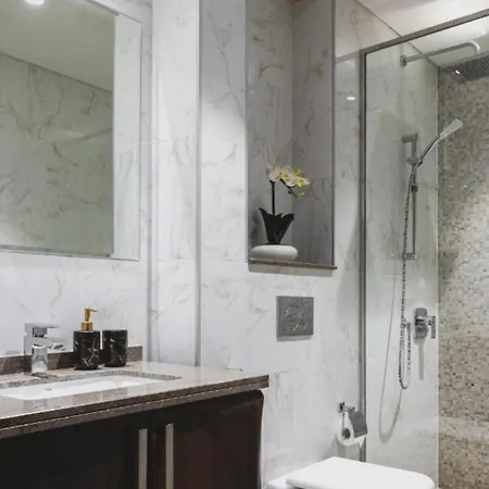 Appartamento Hanza Tower 19 -inn & Jacusi & Sauna & Pool Stettino